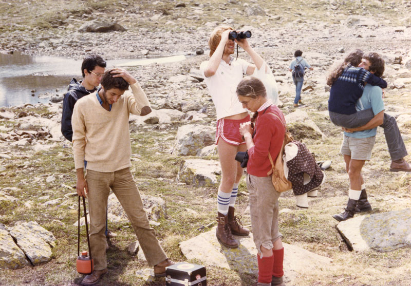 1.-Sergio-with-some-friends AutoreSconosciuto, Sergio with some friends, Dolomiti di Brenta, 1980 © Doriana Romagnoli