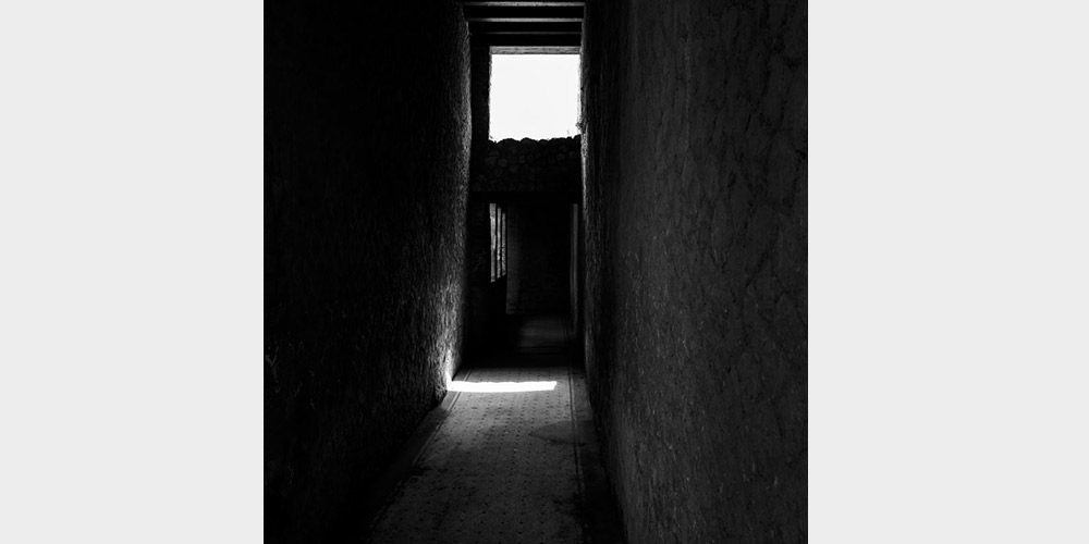 Untitled-31 Casa dell’Alcova, Scavi di Ercolano (NA), 2014 © Marcello Grassi – su concessione del Ministero dei Beni e delle Attività Culturali e del Turismo – Soprintendenza speciale per Pompei, Ercolano e Stabia, con divieto di ulteriore riproduzione o duplicazione con qualsiasi mezzo