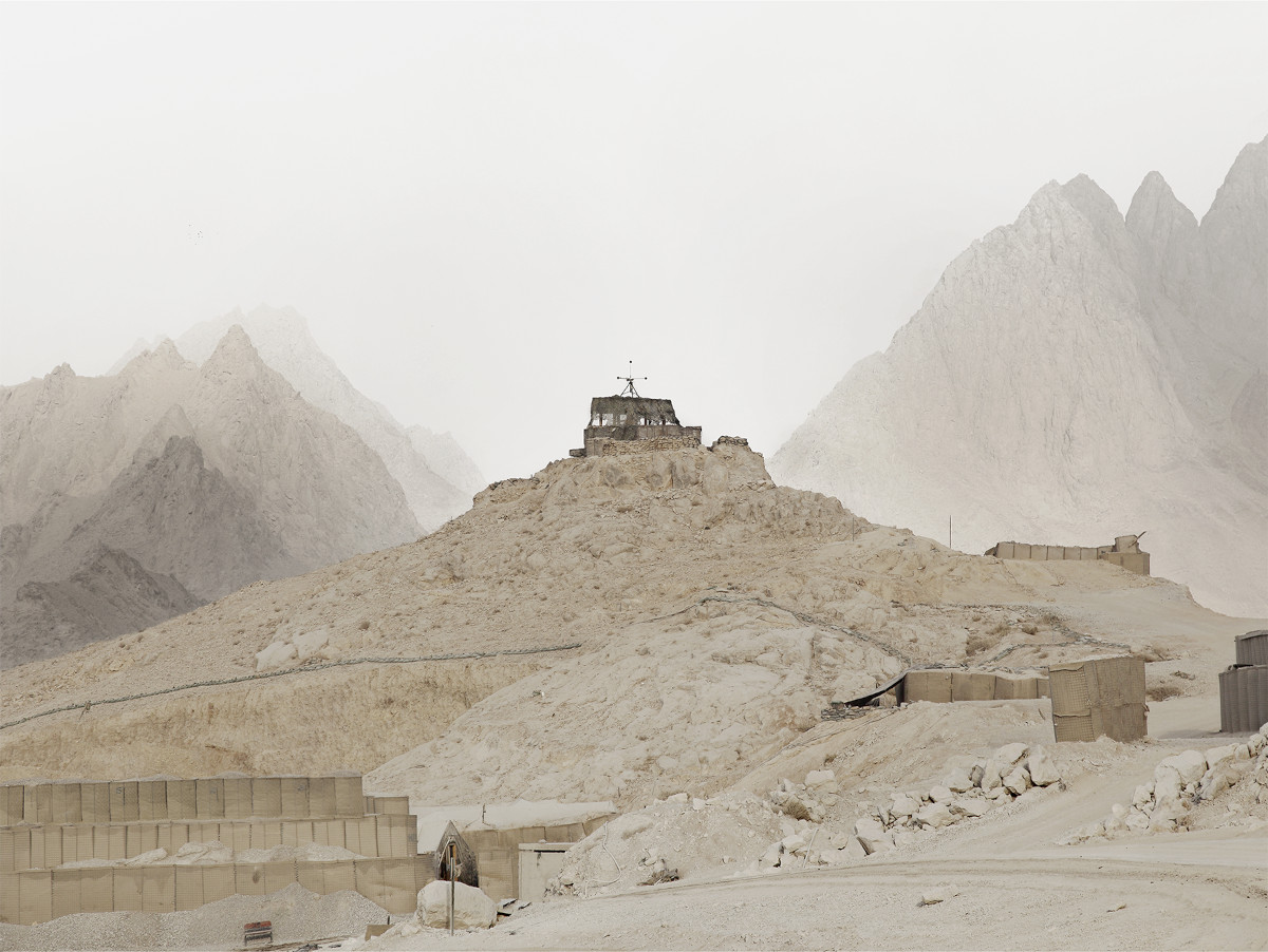 Donovan-Wylie-The-Tower-Series-OP-1-Kandahar-Province-Afganistan-2010