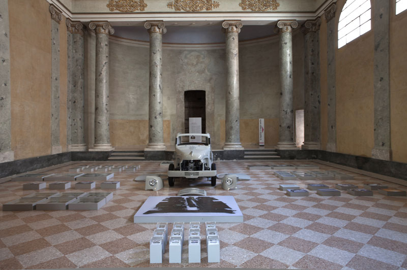 IMG_1517 FE 2015; Mostra di Erik Kessels, Unifinished father - Sinagoga Ph © Claudio Cigarini