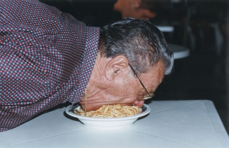 Pasquale Bove, Feste
Italia, Rimini e provincia, anni '80-2000, 20 x 31 cm © Pasquale Bove