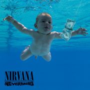 <b>Nirvana - Nevermind (1991)</b><br />
Nel 1991 alcune catene di supermercati americani hanno ritenuto di posizionare un adesivo su questa immagine. Vent’anni dopo, è stato <a href="http://www.hollywoodreporter.com/news/nirvanas-nevermind-album-cover-removed-215686" target="_blank" style="color: white;text-decoration:underline">Facebook</a> a bloccare - per poi fare retromarcia - il caricamento della foto sulla pagina ufficiale dei Nirvana.