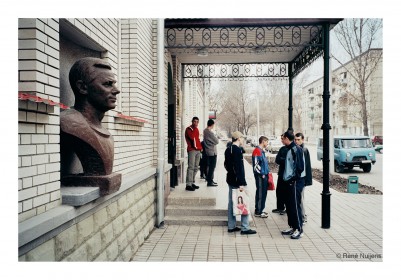 Yuri Gagarin buste at his former school in Saratov - © Rene Nuijens - MRES