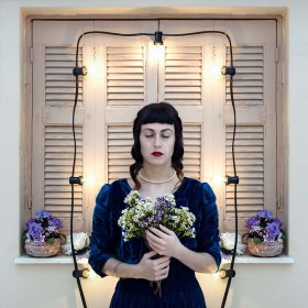 Katerina Tsakiri, Family Affair