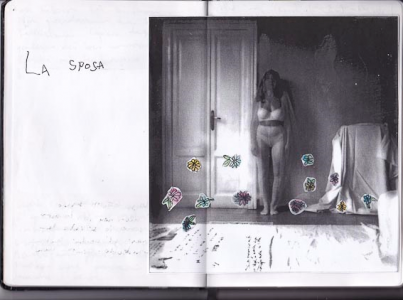 "Compleanno” è il diario immaginario di 5 personaggi che rappresentano le 5 personalità che vivono dentro di me: La Sposa, L'Amante, L'Uomo, La Donna Borghese, I Bambini. Compleanno è il giorno in cui si incontrano tutti
© Marilisa Cosello