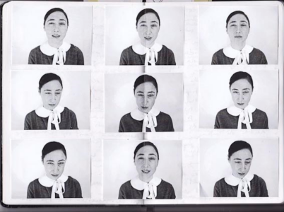 "Compleanno” è il diario immaginario di 5 personaggi che rappresentano le 5 personalità che vivono dentro di me: La Sposa, L'Amante, L'Uomo, La Donna Borghese, I Bambini. Compleanno è il giorno in cui si incontrano tutti
© Marilisa Cosello