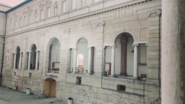 Chiostri di San Pietro