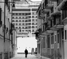Venezia, 2013-2015. Davanti alle Zattere, nel Canale della Giudecca © Gianni Berengo Gardin/Courtesy Fondazione Forma per la Fotografia