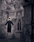 Joan Fontcuberta, Miracle of levitation, from the Miracles & Co series, 2002 © Joan Fontcuberta